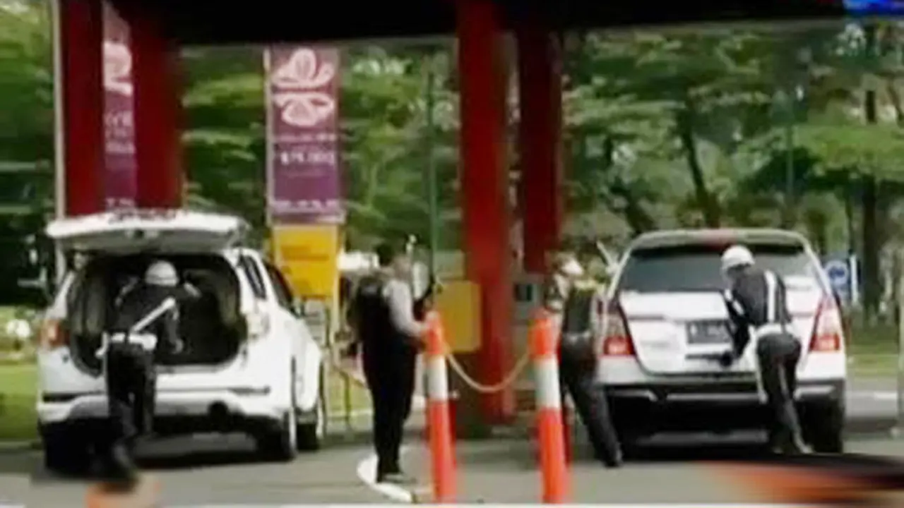 VIDEO: Ada Benda Mirip Bom di Mal Banten, Pengamanan Diperketat