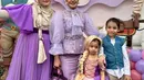 Untuk merayakan ulang tahun ke-5 putri keduanya yang bernama Noora, Tasyi menggelar pesta bertemakan Rapunzel.  [Foto: IG/tasyiiathasyia].