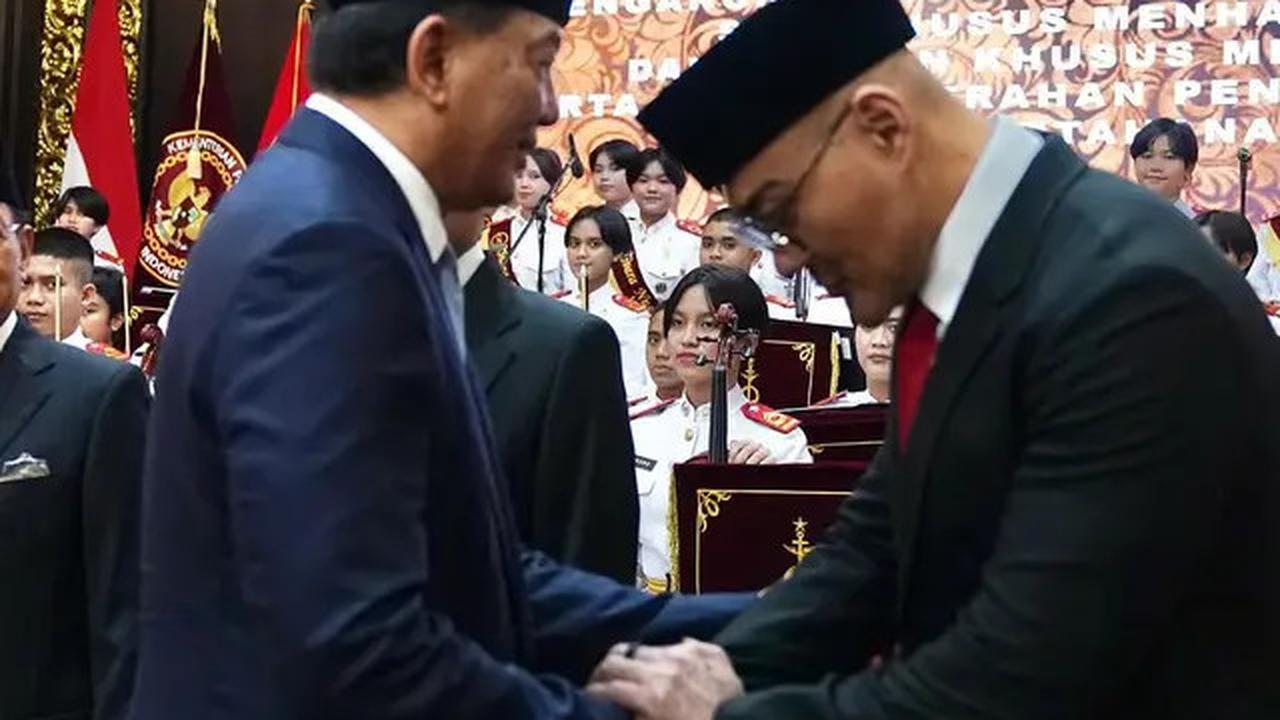 Dilantik Jadi Stafsus, Deddy Corbuzier Sebut Tak Akan Ambil Gaji