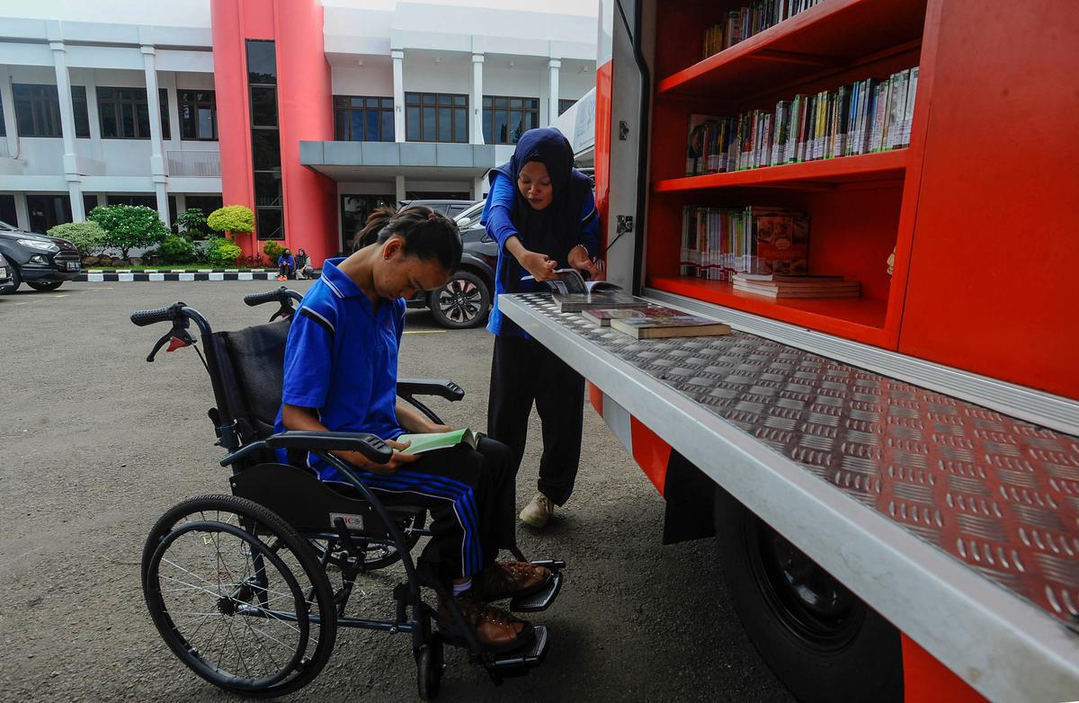 Penyandang difabel tingkatkan minat baca lewat perpustakaan keliling