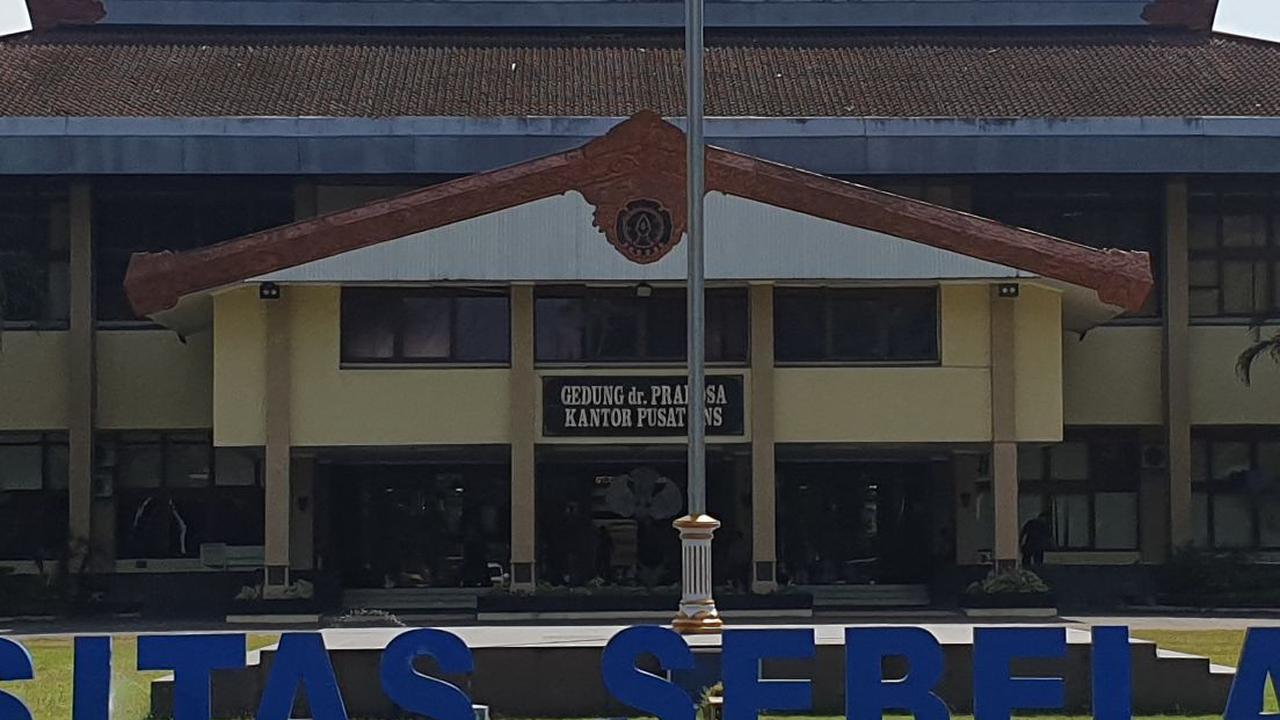 Dalam kesempatan yang sama, Rektor memastikan kegaduhan ini tak menggangu proses belajar mengajar. Pendidikan berjalan normal seperti biasa.