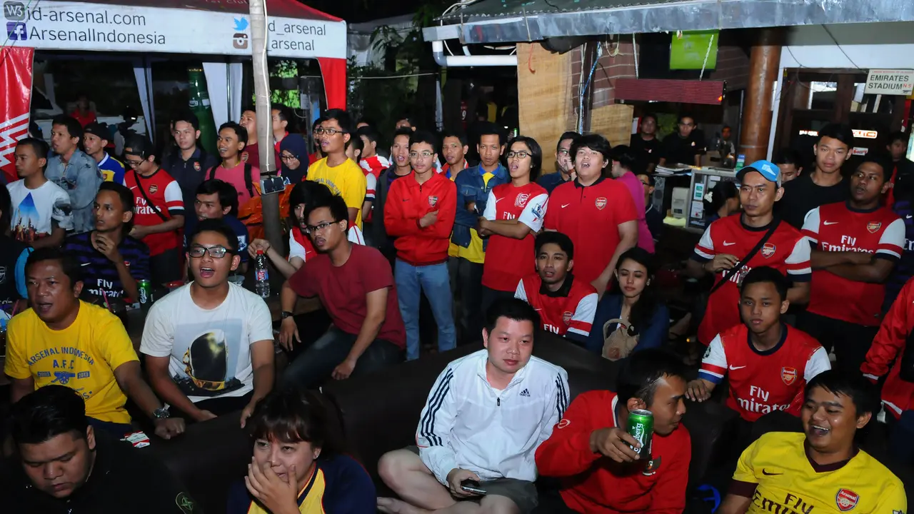 [FOTO] Serunya Nobar Chelsea vs Arsenal Bareng Liputan6.com