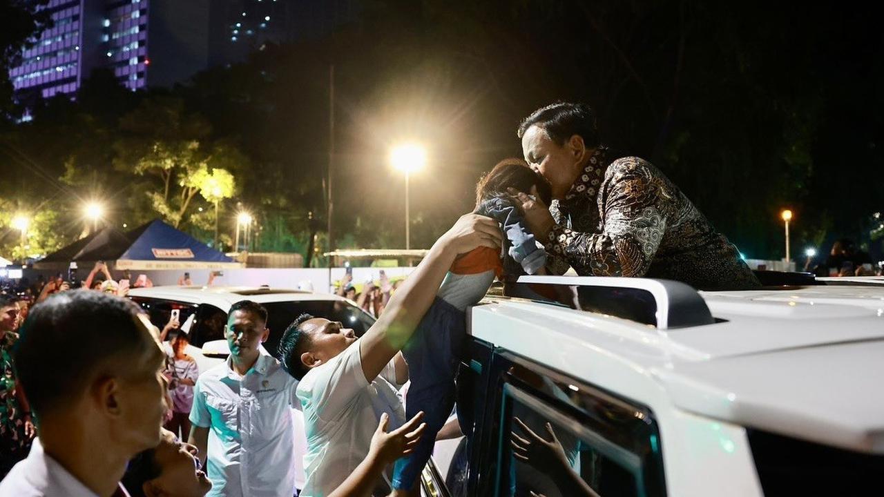 Prabowo rayakan Tahun Baru 2025 di Bundaran HI