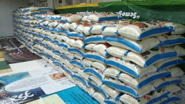 Masa Pandemi, Kantin Masjid Salman ITB Disulap Jadi Lumbung Sembako bagi Keluarga Rentan