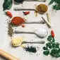 Ilustrasi obat herbal untuk turunkan kolesterol | copyright unsplash.com/Calum Lewis