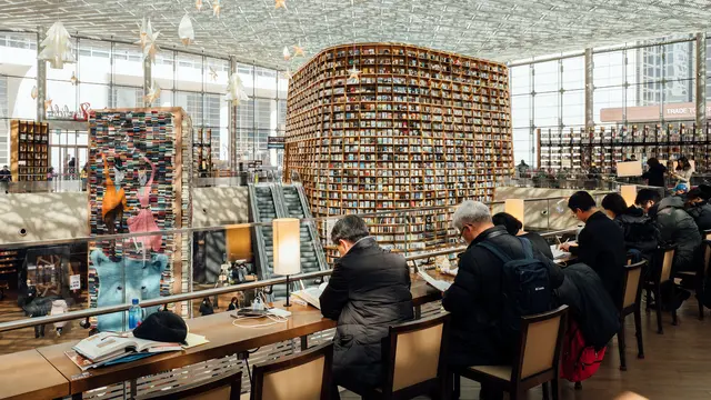 Libur Sekolah, Intip 10 Rekomendasi Tempat Wisata di Korea Selatan dari Seoul hingga Busan