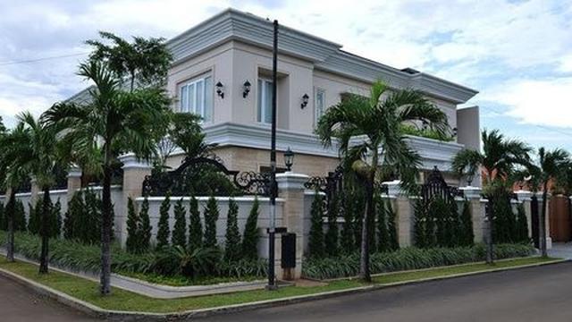 Potret rumah selebriti bergaya American style (Sumber: kapanlagi.com)