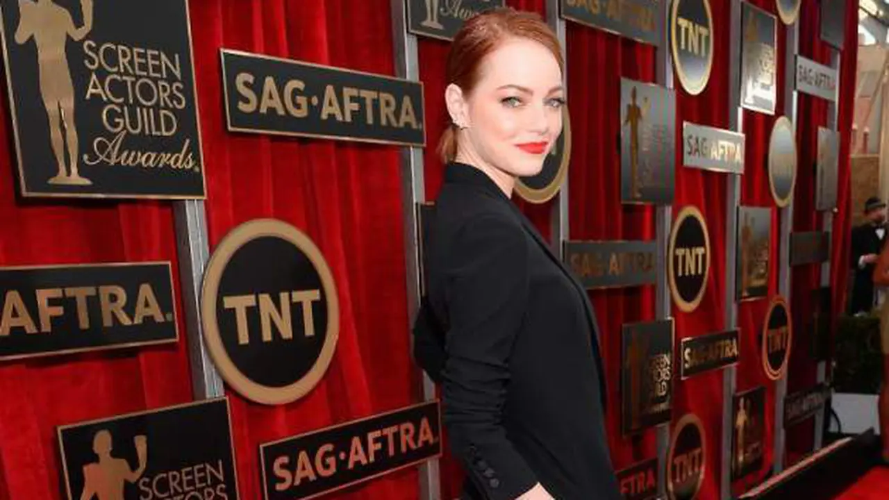 5 Busana Terbaik Selebriti Hollywood di SAG Awards 2015