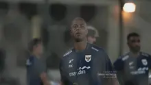 Pelatih Timnas Indonesia, Patrick Kluivert memimpin sesi latihan Skuad Garuda di Jeddah, Arab Saudi, Jumat (3/10/2025). (Dok. Timnas Indonesia)