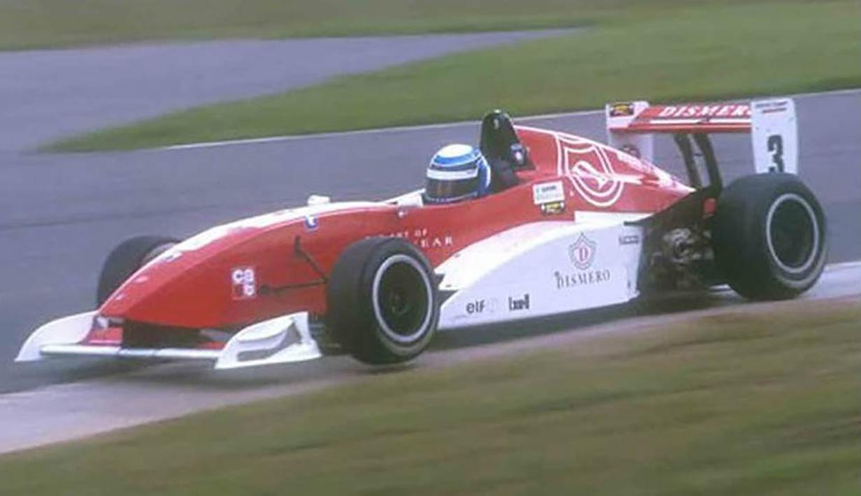 Kimi Raikkonen, menjadi salah satu pebalap didikan Manor yang kini berhasil menjadi salah satu yang terbaik di F1. (www.retroracermagazine.com)