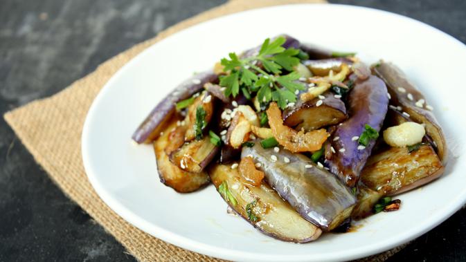  Resep Tumis Terong Pedas Gurih Lifestyle Fimela com