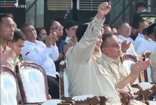Presiden Prabowo Subianto dalam perayaan Hari Buruh Internasional atau May Day 2026. Dia mengungkap peran dari kelompok buruh. Menurutnya, bekat buruh pula, dia bisa menjadi pemimpin Republik Indonesia.