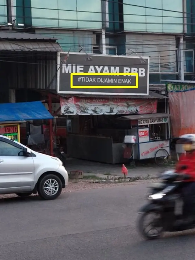 6 Spanduk Warung 'Kurang Enak' Ini Bikin Tepuk Jidat