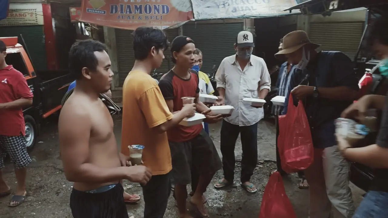 KOPHI Gandeng Falcon Pictures Berikan Donasi