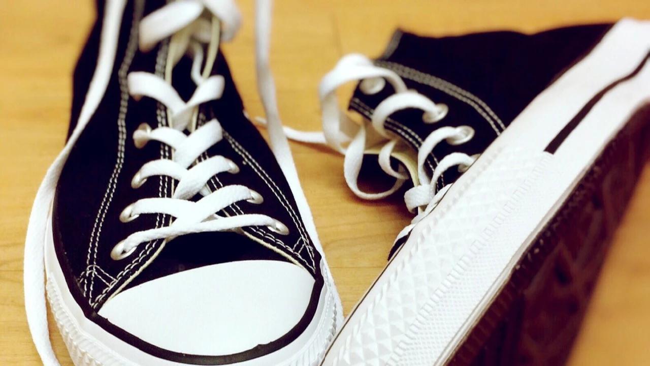 Rekomendasi 17 Merk Sepatu Lokal Kualitas Premium yang Harganya Ramah di Kantong
