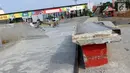 Kondisi salah satu fasilitas di area bermain skateboard di RTH/RPTRA Kalijodo, Jakarta. Selasa (24/7). Sebelumnya, warganet ramai membahas di media sosial ihwal kondisi RTH dan RPTRA Kalijodo yang terlihat terbengkalai. (Liputan6.com/Helmi Fithriansyah)
