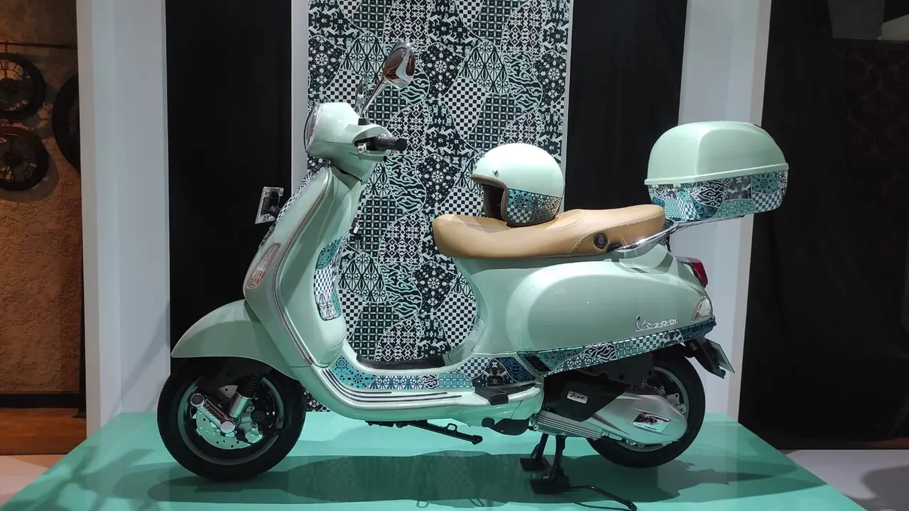 Vespa batik (Arief A/Liputan6.com)