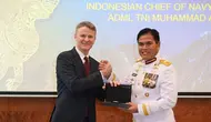 Kasal Muhammad Ali Terima Penghargaan Order of Australia