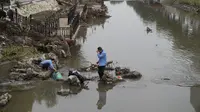 Korban tewas dalam banjir baru-baru ini di ibu kota China naik menjadi 33, termasuk lima penyelamat, dan 18 orang lainnya masih hilang, kata para pejabat Rabu, karena sebagian besar wilayah utara negara itu terancam oleh hujan lebat yang tidak biasa.