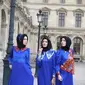 Rancangan modest wear desainer Indonesia Anggia di  Fashion Glam Couture Paris