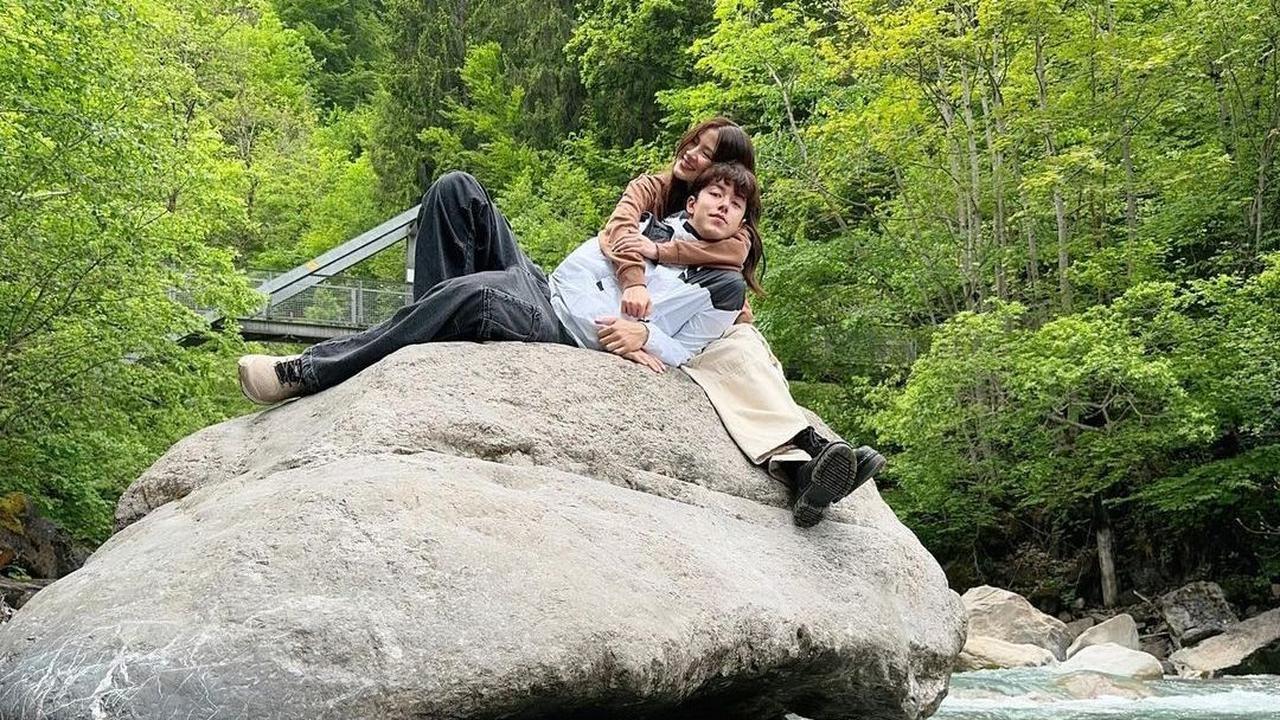 Pengakuan Cinta dan Hubungan yang Bersemi