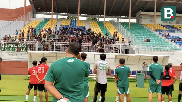 Bonek berikan dukungan terhadap Persebaya Surabaya