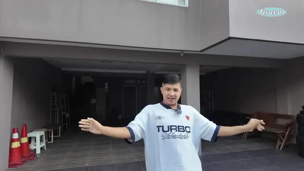 7 Potret Fasad Depan Rumah Jirayut di Jakarta, Megah dengan Desain Modern