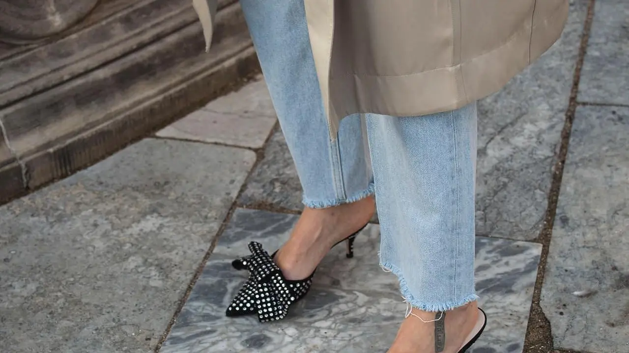 Aksen Pita Jadi Tren Fashion yang Wajib Dimiliki