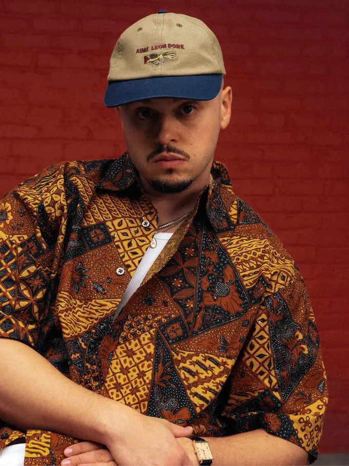 Brand Fashion Asal New York Rilis Kemeja Mirip Motif Batik Indonesia, Dijual Rp3,9 Juta