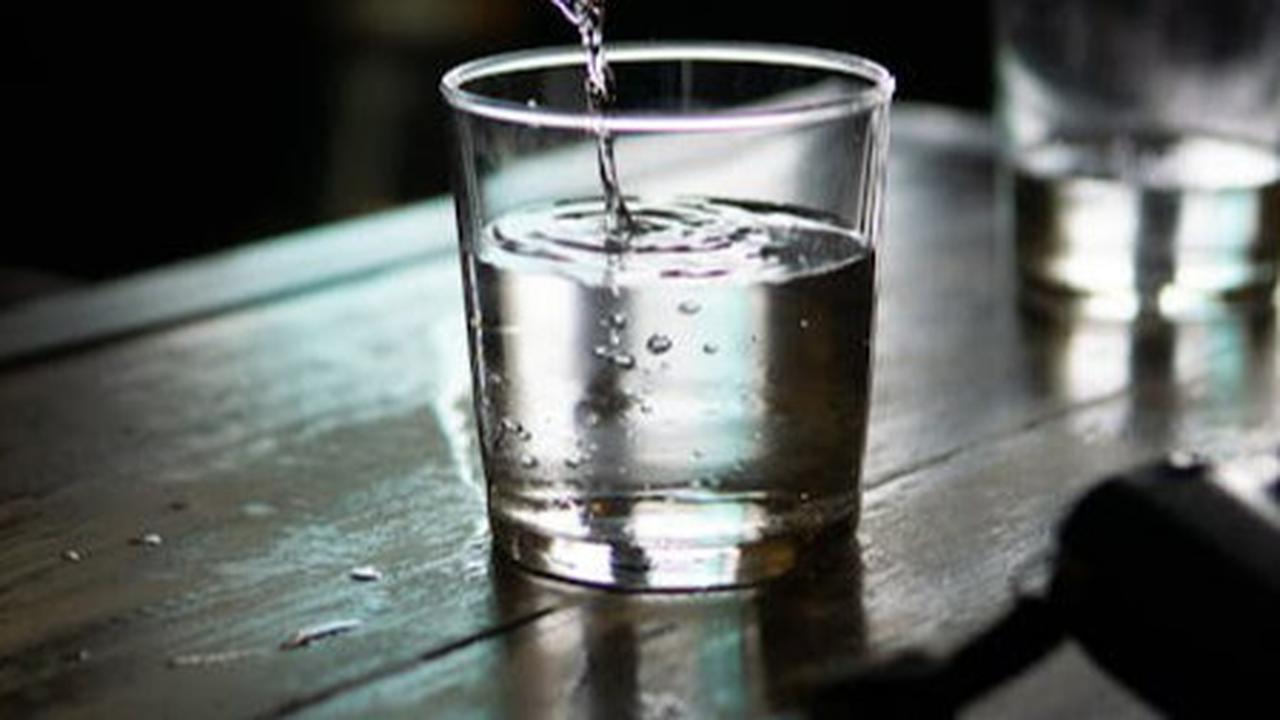 Cara Minum dan Menghidrasi Diri yang Tepat saat Berolahraga