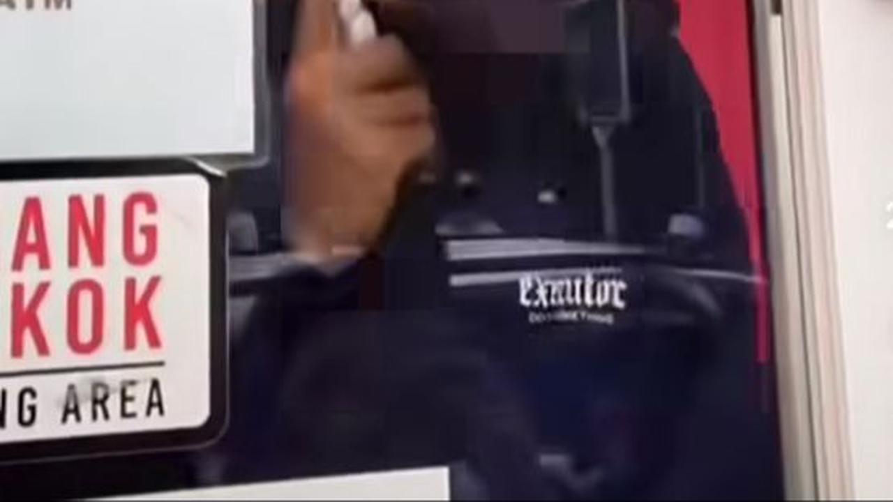 Kronologi Pelaku Modus Ganjal ATM di Bekasi Terpergok Warga dan Dikunci di Ruangan ATM