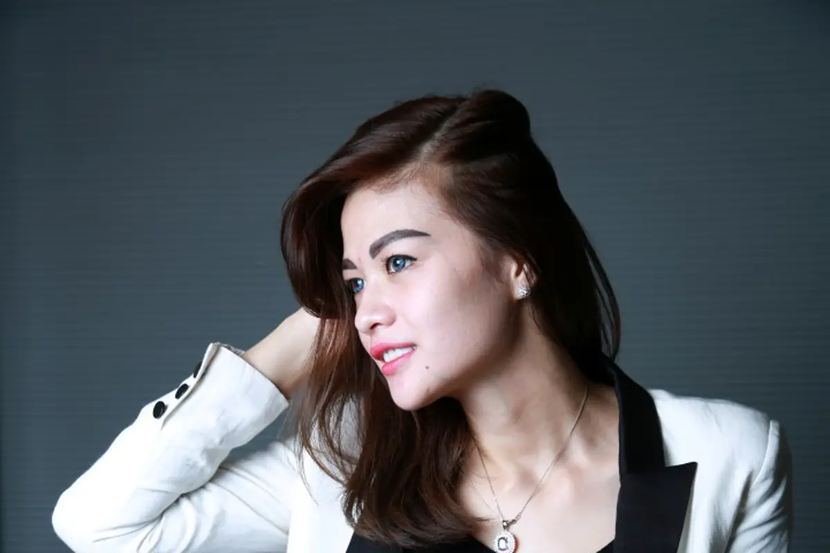 [Bintang] Hesty Klepek Klepek
