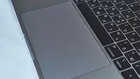 Mengenal Cara Kerja Touchpad Laptop: Dari Sensor Sentuh hingga Fungsi Tersembunyinya