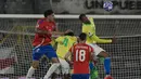 Laga dimenangkan Brasil dengan skor 2-1. Brasil unggul setelah berhasil membalikkan keadaan lewat Igor Jesus pada menit ke-45+1 dan Luiz Henrique (89). (Rodrigo ARANGUA/AFP)