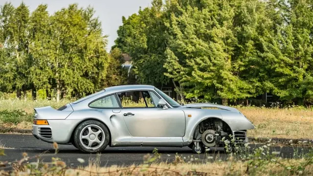 Porsche 959 Komport kecelakaan.