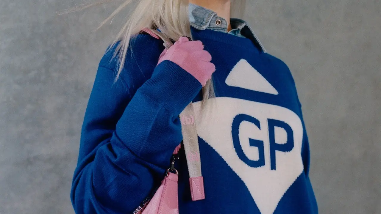 Givenchy X (b).STROY