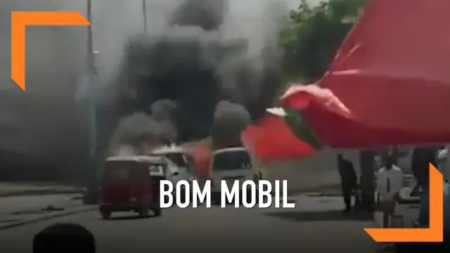 Sebuah bom mobil meledak di pusat kota Mogadishu Somalia hari Selasa (26/3). Aksi teror ini menewaskan sopir mobil dan melukai sejumlah pejalan kaki.