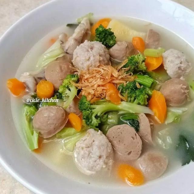 Resep Sup Bakso Ceker.  foto: Instagram @cicie_kitchen