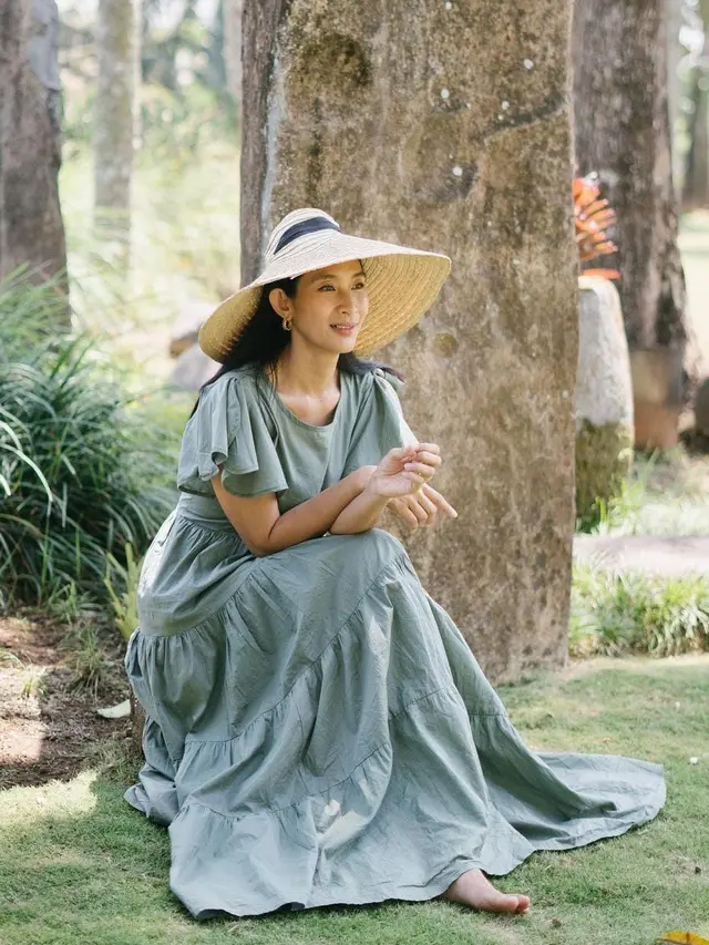 Inspirasi dress Happy Salma