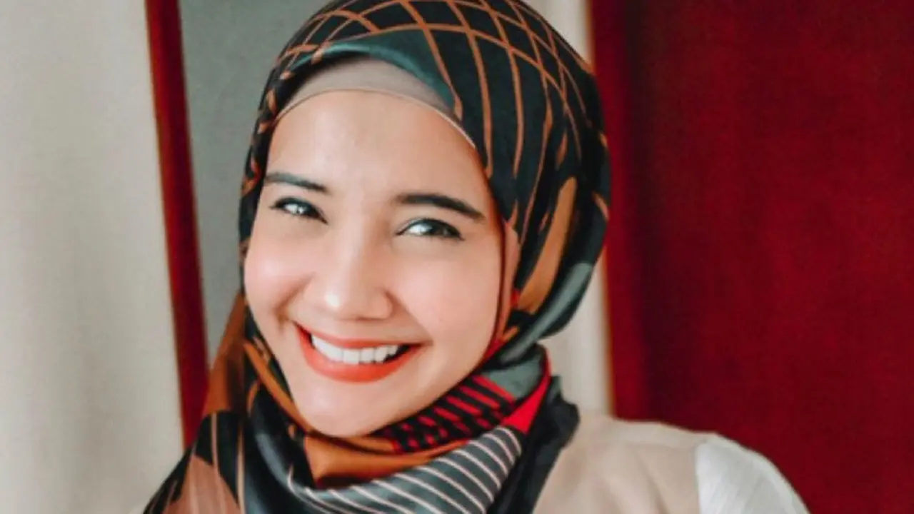 Zaskia Sungkar dan Suhay Salim