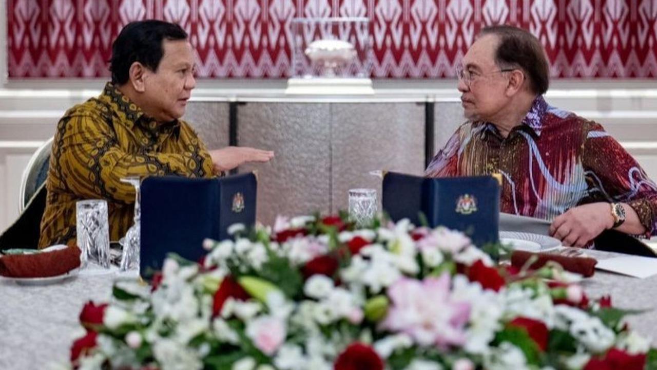 Prabowo-Anwar Bahas Dampak Tarif Impor AS terhadap ASEAN