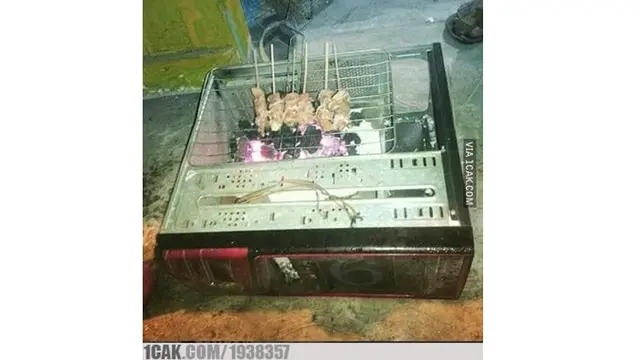 6 Cara Bakar Sate Antimainstream Ini Bikin Tepuk Jidat