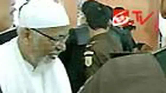 JPU Melanggar Aturan, Sidang Ba'asyir Ditunda