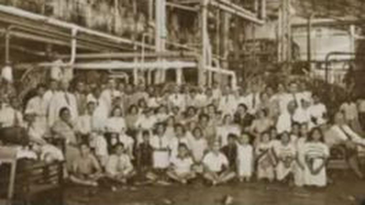 Merupakan Serikat Buruh Cabang Shanghai