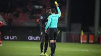 Mario Balotelli menjadi korban pelecehan rasial. (Twitter)
