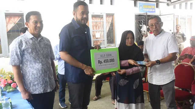 Pemko Padang Panjang Salurkan BLT BBM Senilai Rp5 Miliar