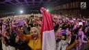 Antusiasme ribuan fans The Script dalam dalam konser bertajuk 'Freedom Child Tour' di Jakarta, Selasa (10/4). (Liputan6.com/Faizal Fanani)