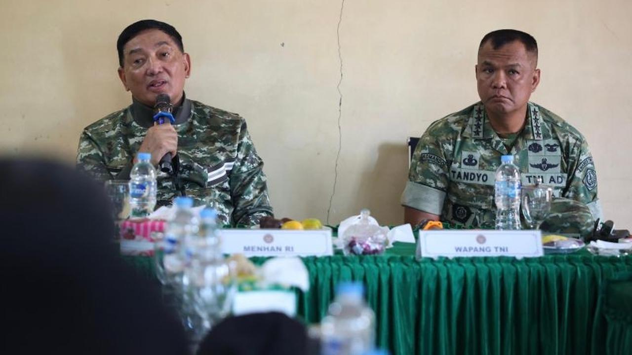 Menteri Pertahanan Pimpin Rapat Koordinasi Satgas Kuala Aceh Tamiang untuk Pemulihan Bencana