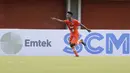 Assanur Rijal menjadi pahlawan Persiraja di laga ini setelah sukses mencetak hattrick melawan Persita Tangerang. (Bola.com/Arief Bagus)