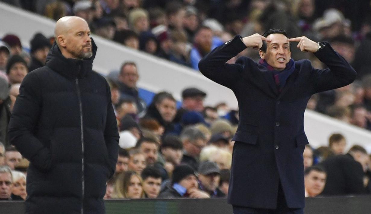 Pelatih Aston Villa, Unai Emery dan pelatih Manchester United, Erik Ten Hag, pada laga pekan ke-24 Premier League 2023/2024 di Villa Park, Minggu (11/02/2024). Kemenangan ini membawa MU ke posisi enam dengan mengemas 41 angka dari 24 pertandingan. Sementara Aston Villa tertahan di peringkat lima dengan koleksi 46 angka. (AP Photo/Rui Vieira)